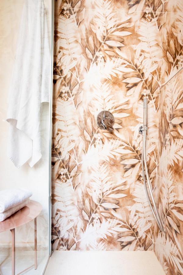 Magnini Rooms Cagliari Bagian luar foto