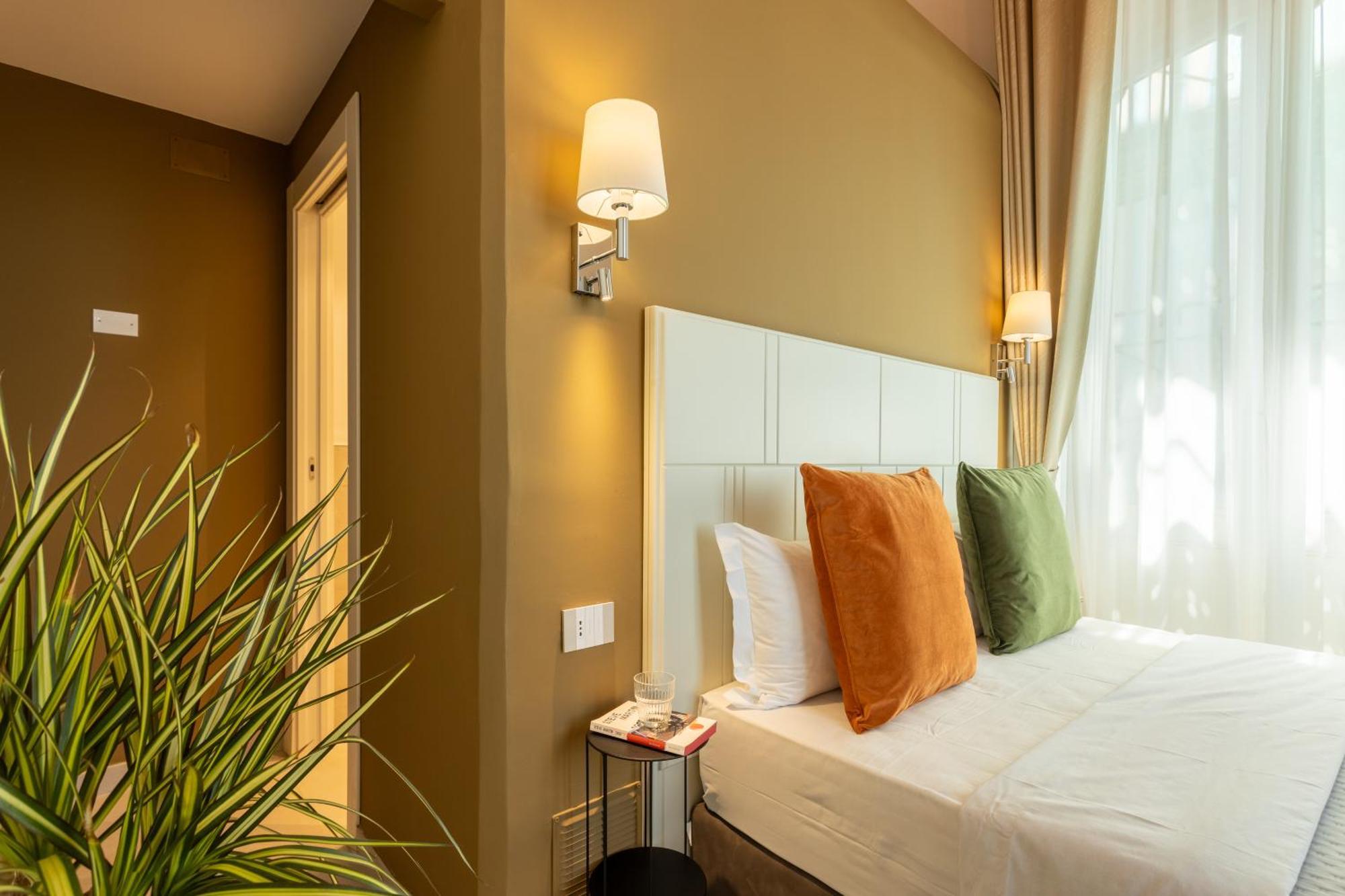 Magnini Rooms Cagliari Bagian luar foto