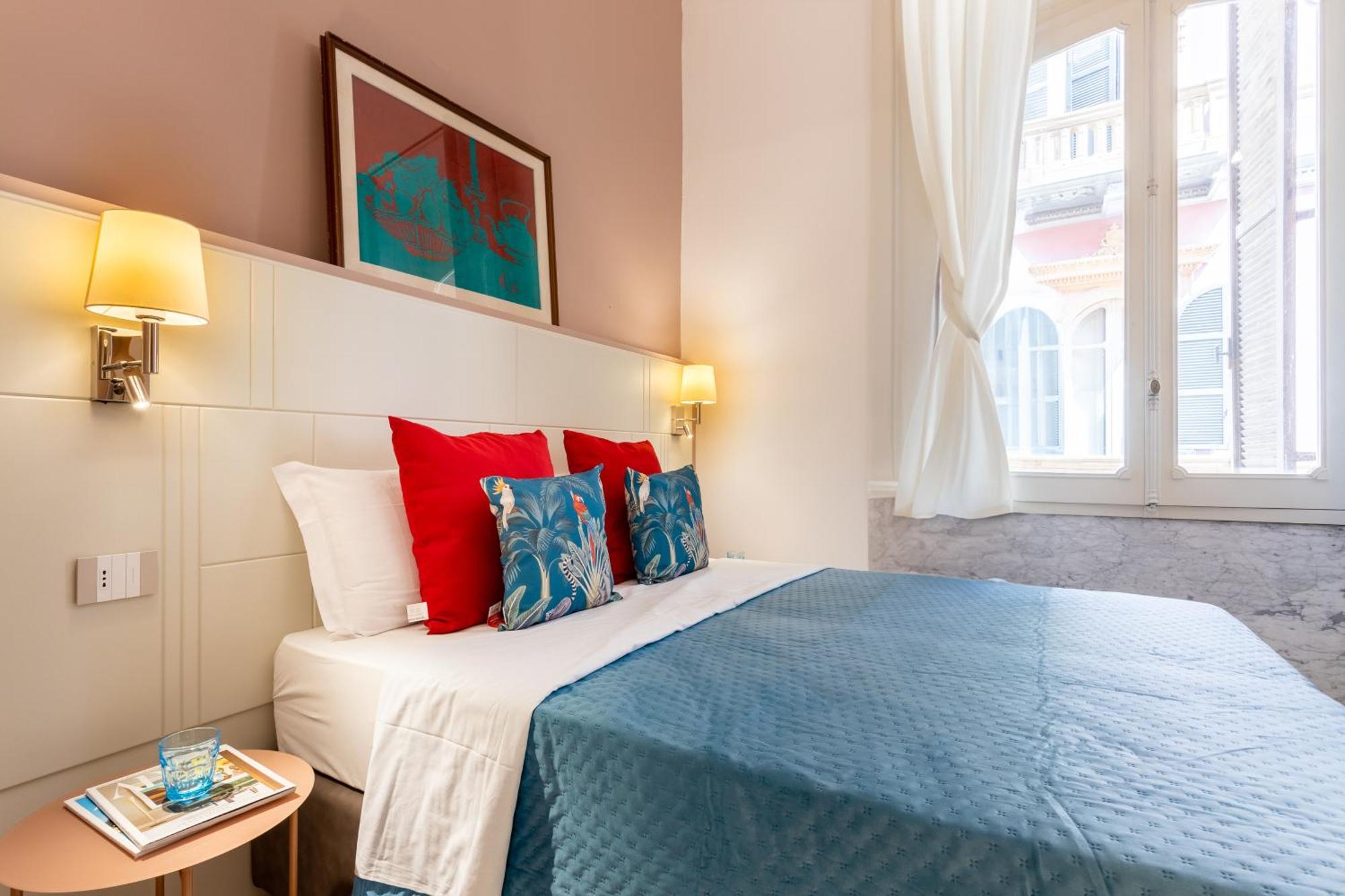 Magnini Rooms Cagliari Bagian luar foto