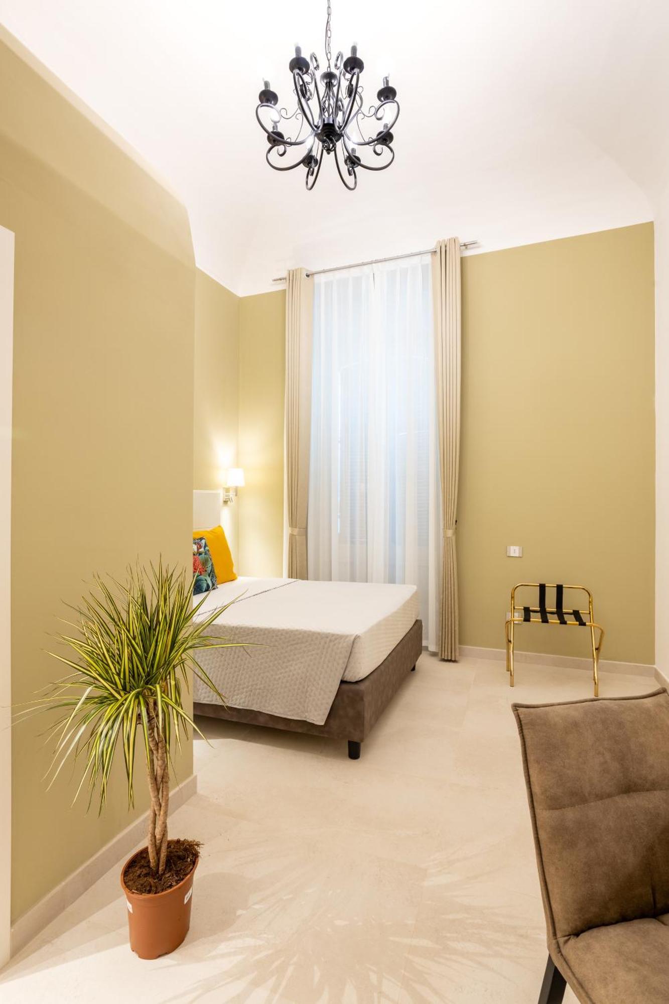 Magnini Rooms Cagliari Bagian luar foto
