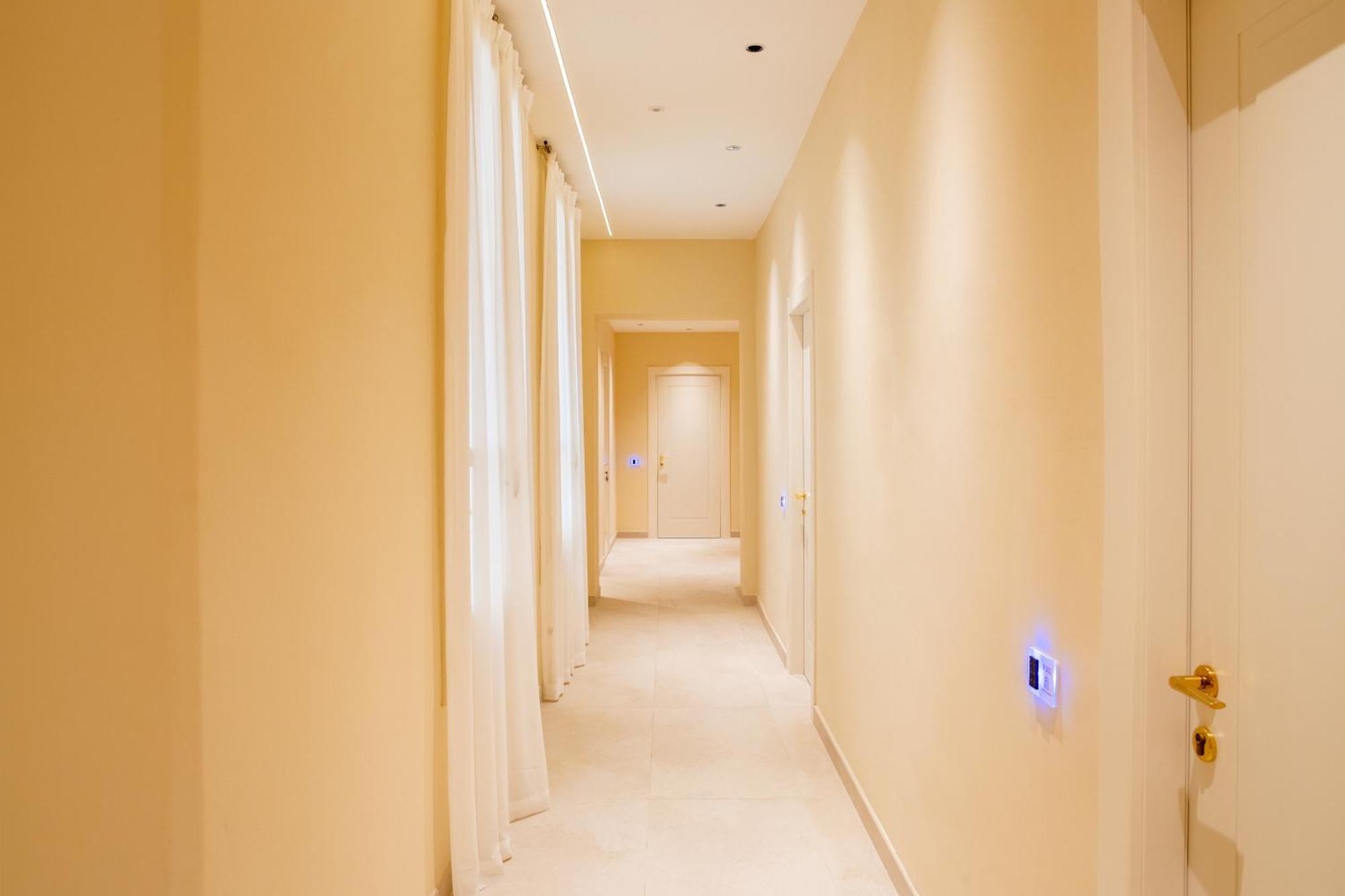 Magnini Rooms Cagliari Bagian luar foto