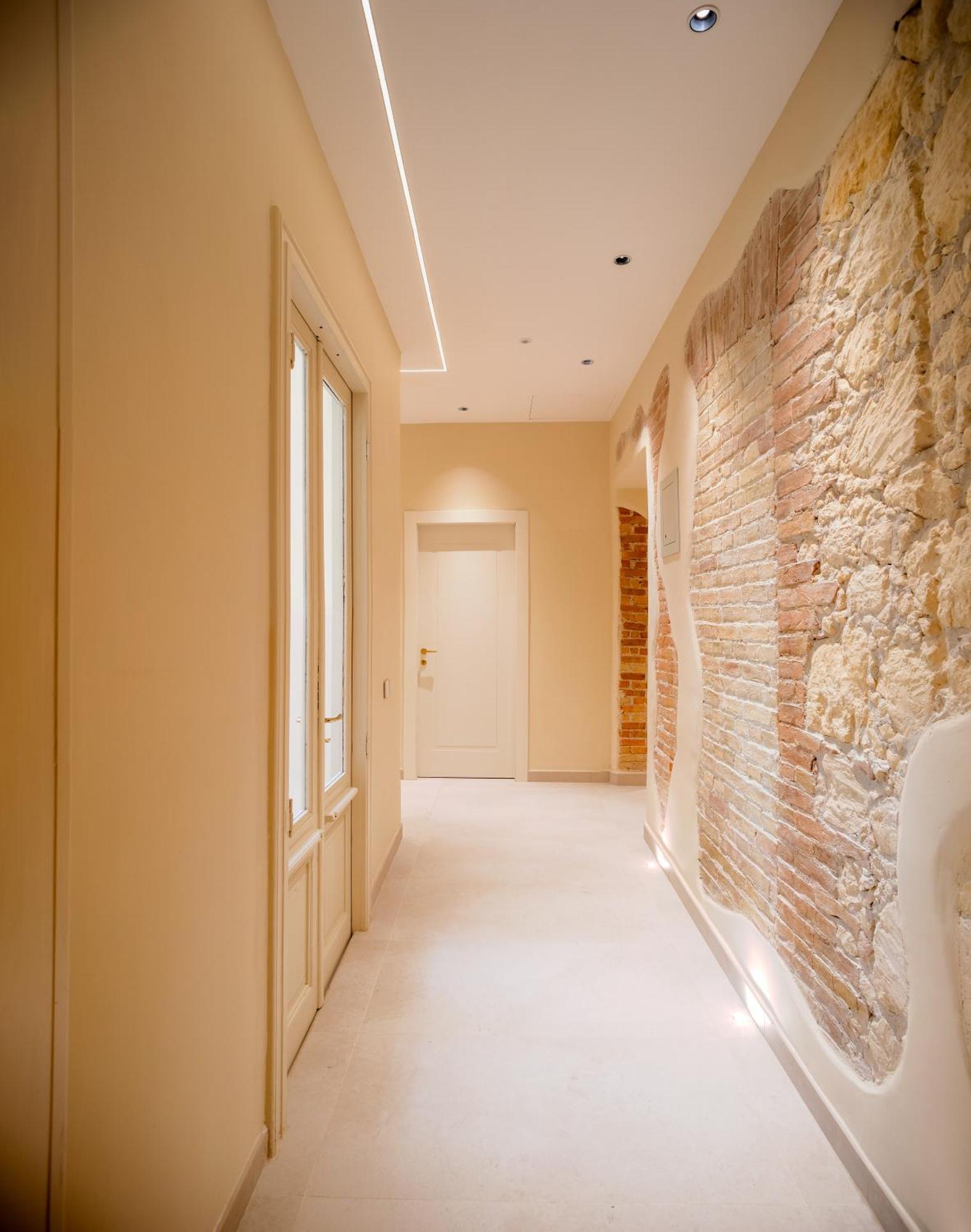 Magnini Rooms Cagliari Bagian luar foto